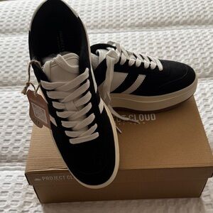 Project Cloud Women's Black and White Sneakers